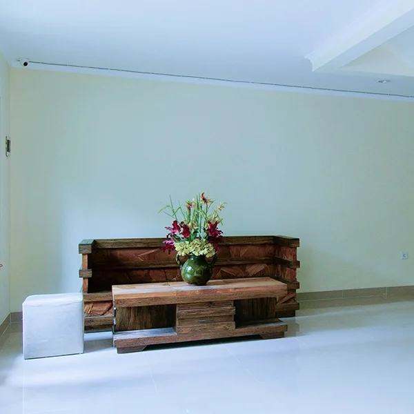 Finished interior with smooth drywall work - expert drywall services Bolton by Express Drywall Services.