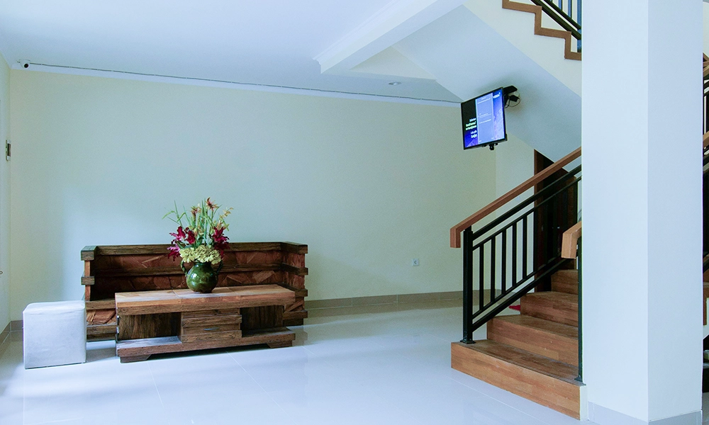 Finished interior with smooth drywall work - expert drywall services Bolton by Express Drywall Services.