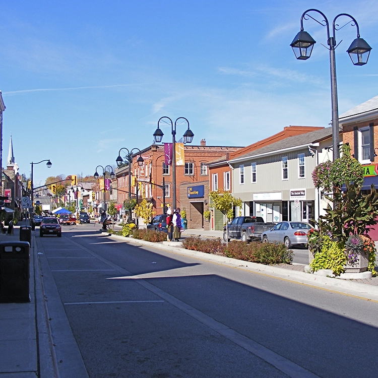 Main street view in Halton Hills, Ontario - area served by Express Drywall Services for drywall services Halton Hills.